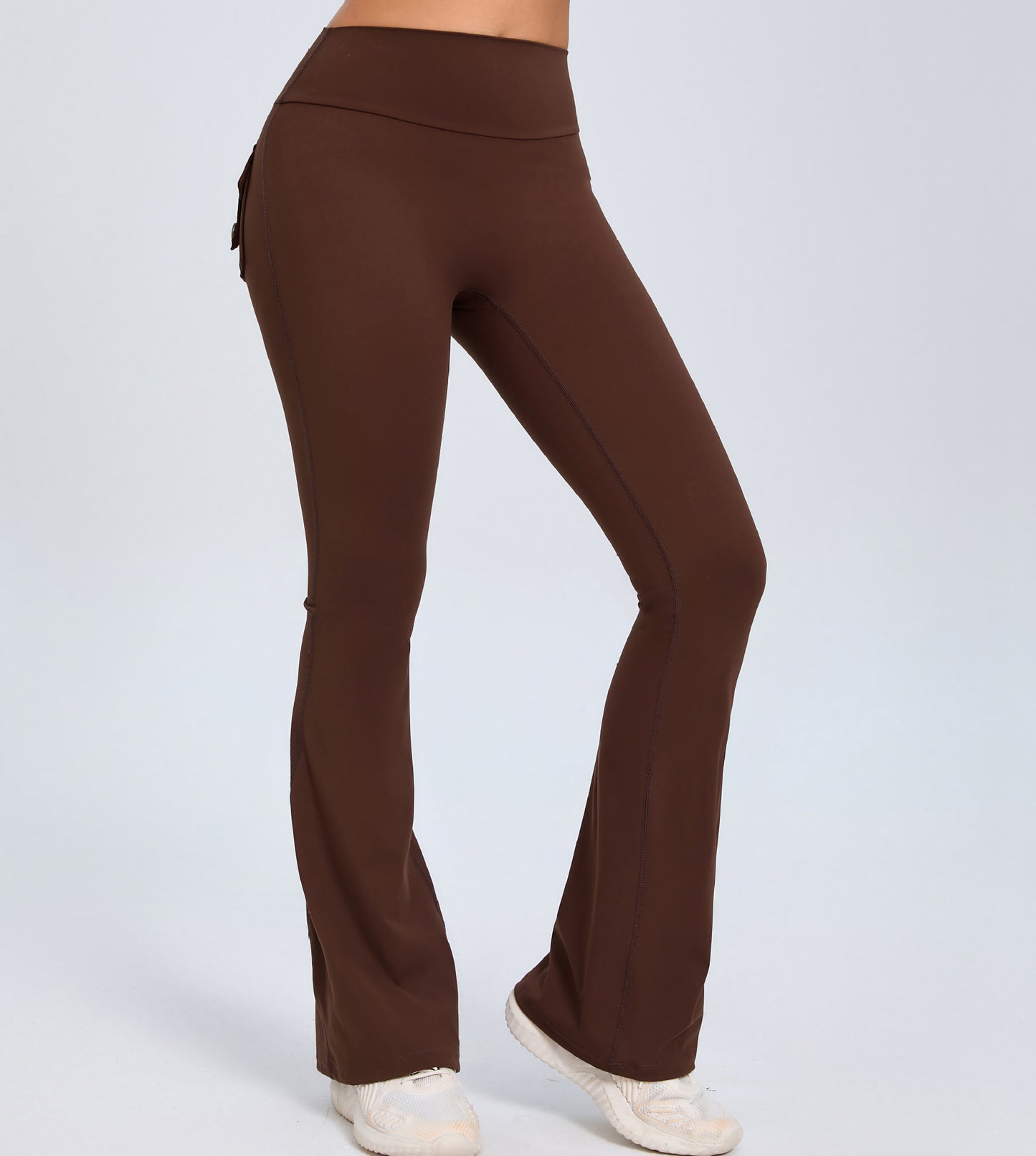 High-Waist Flared Yoga Pants – Slim Fit Workout Leggings with Pockets