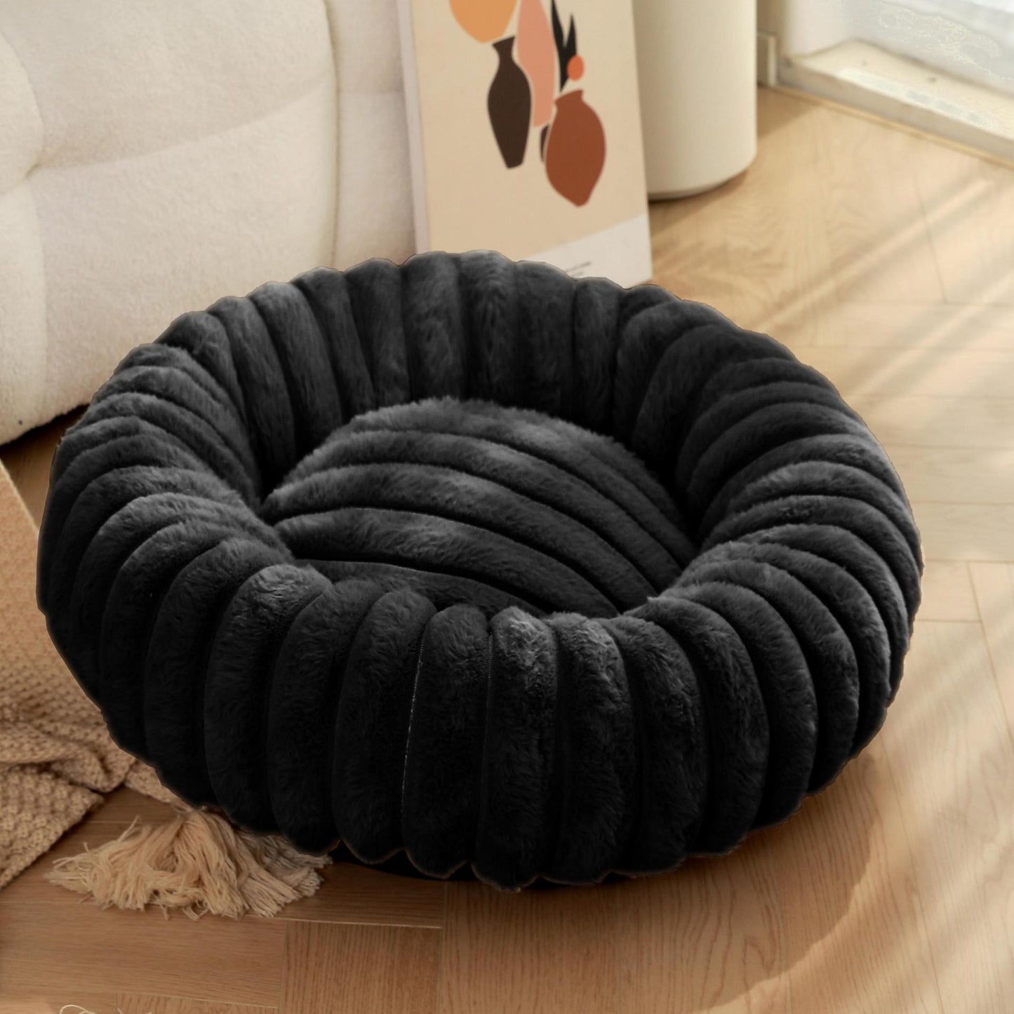 Plush Round Pet Bed – Warm & Soft Kennel for Cats and Dogs